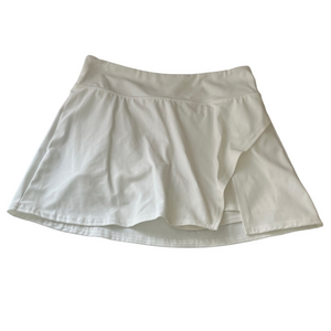 SO the sporty white Tennis Skirt